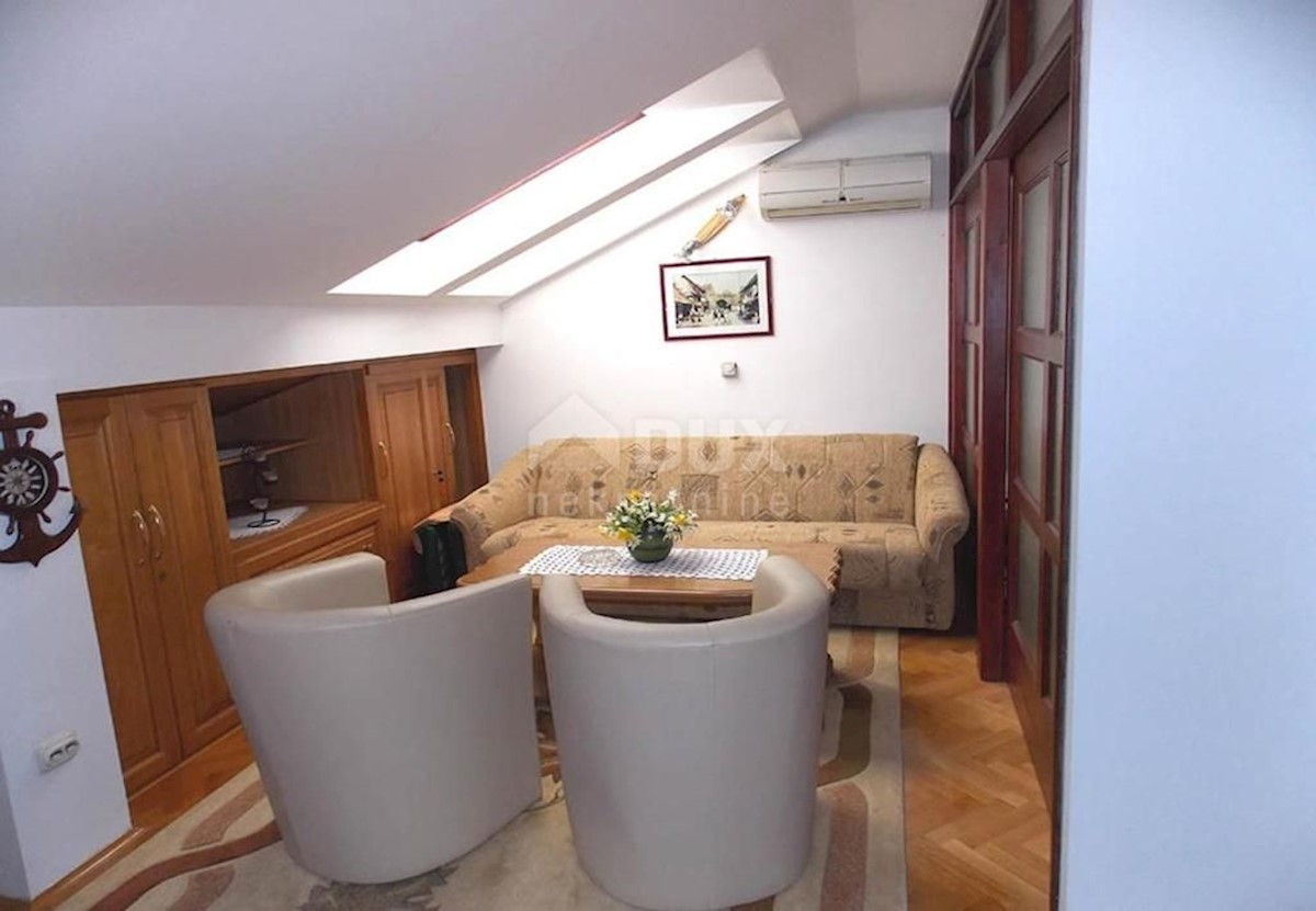 Casa Malinska, Malinska-Dubašnica, 472m2
