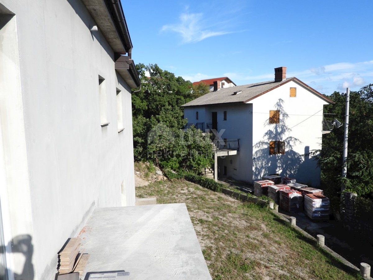 RIJEKA, MARINIĆI, PEHLIN - casa 250 m2 con vista mare + dintorni 600 m2