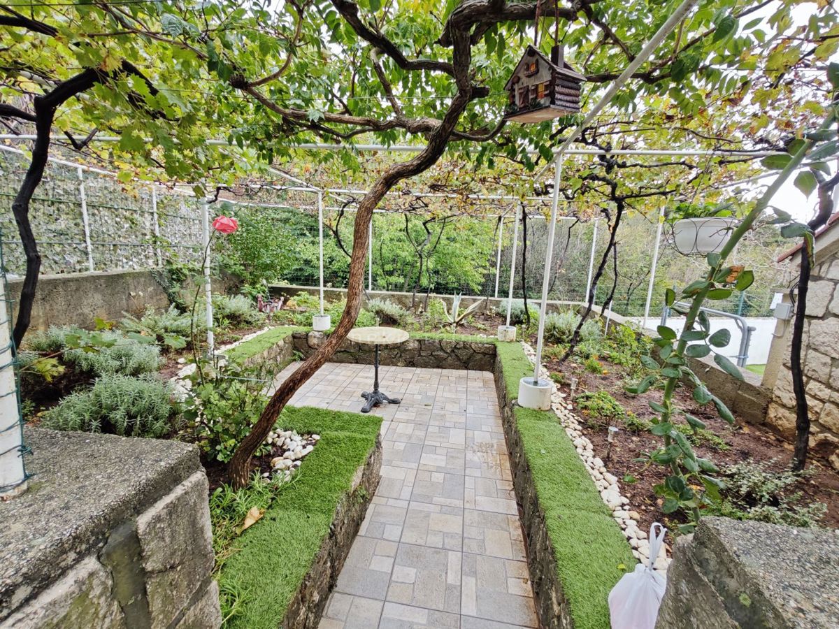 CRIKVENICA, GRIŽANE - Bella casa con piscina!