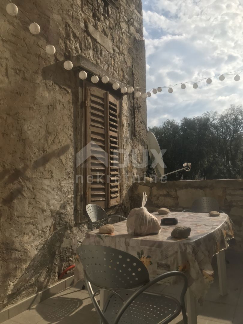 ISTRIA, PULA Casa in pieno centro su 5 piani più piccoli!