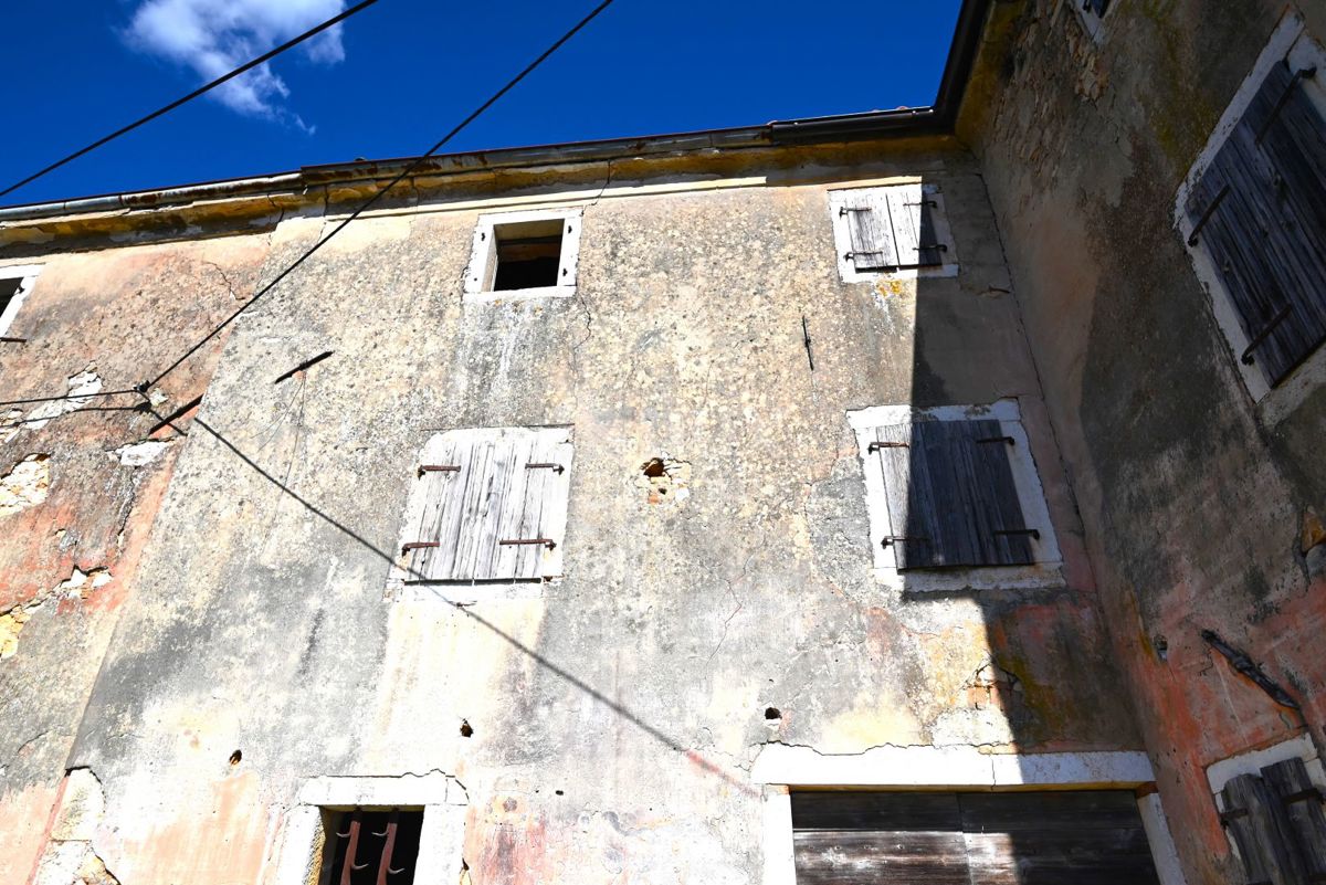 ISTRIA, VIŽINADA Cerchi una stazione istriana? FERMARE!