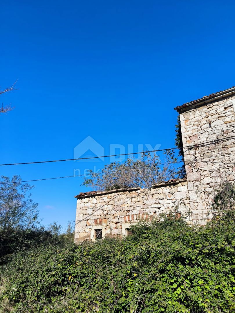 ISTRIA, VIŽINADA Cerchi una stazione istriana? FERMARE!