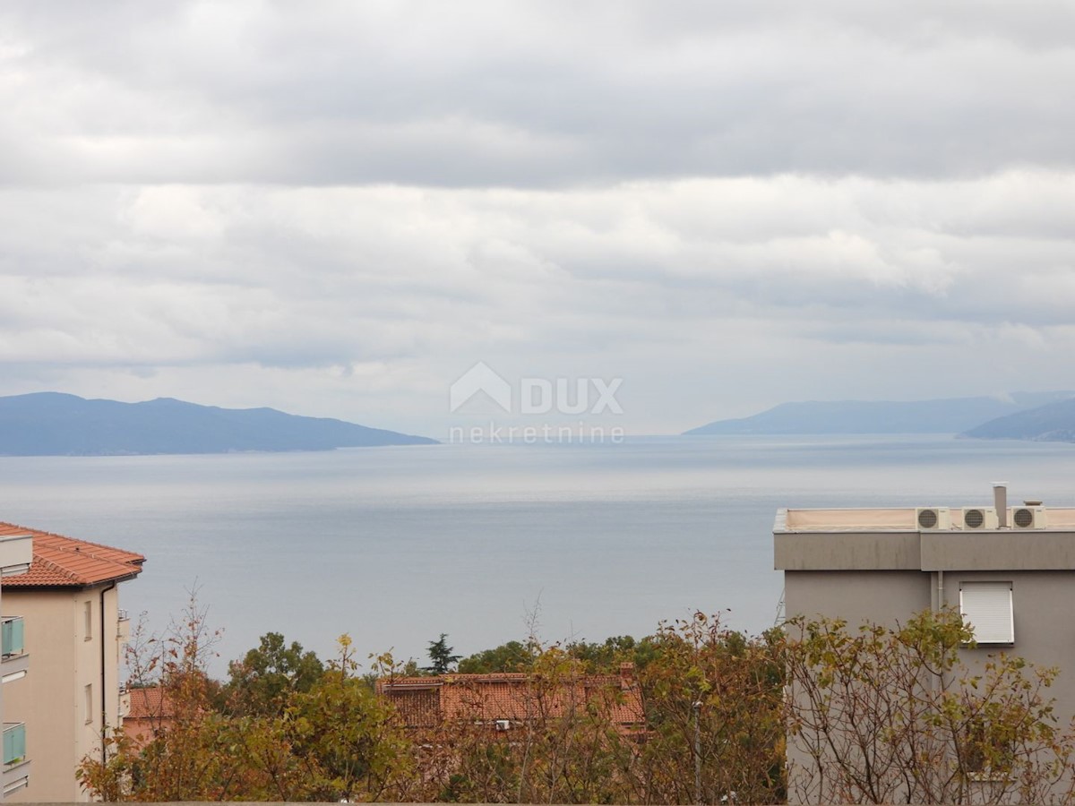 SRDOČI - appartamento 140m2 DB+3S con vista panoramica sul mare + giardino 175m2