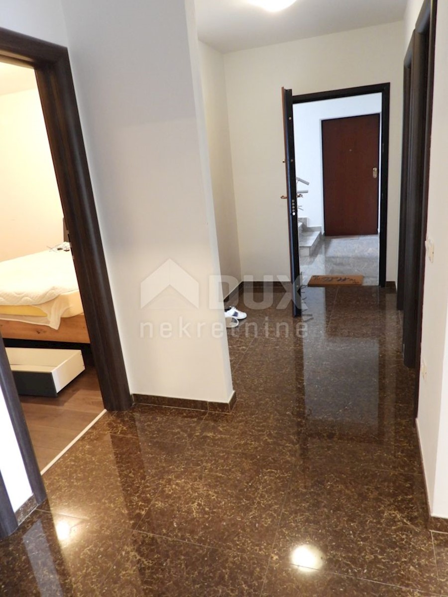 SRDOČI - appartamento 140m2 DB+3S con vista panoramica sul mare + giardino 175m2