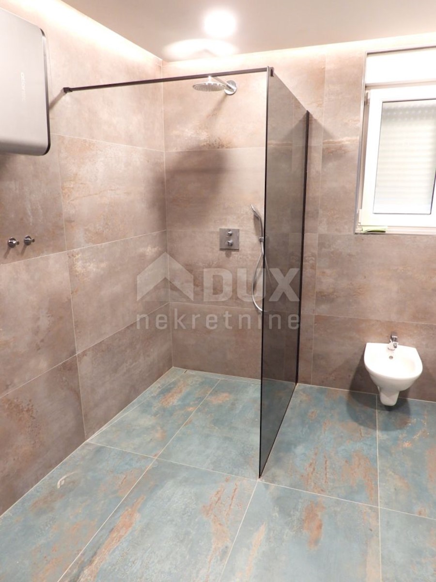 SRDOČI - appartamento 140m2 DB+3S con vista panoramica sul mare + giardino 175m2