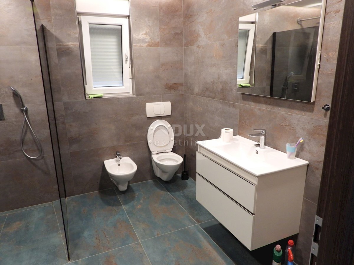 SRDOČI - appartamento 140m2 DB+3S con vista panoramica sul mare + giardino 175m2