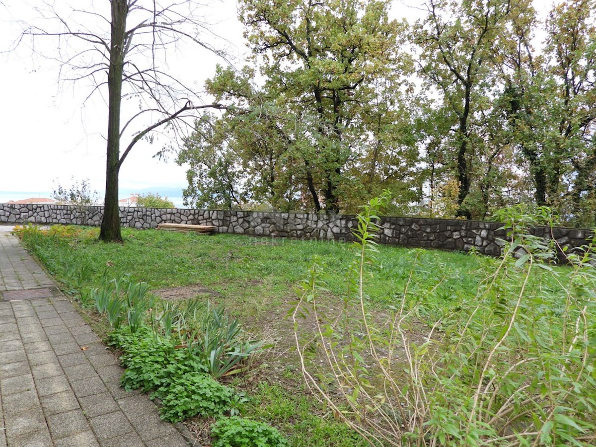 SRDOČI - appartamento 140m2 DB+3S con vista panoramica sul mare + giardino 175m2