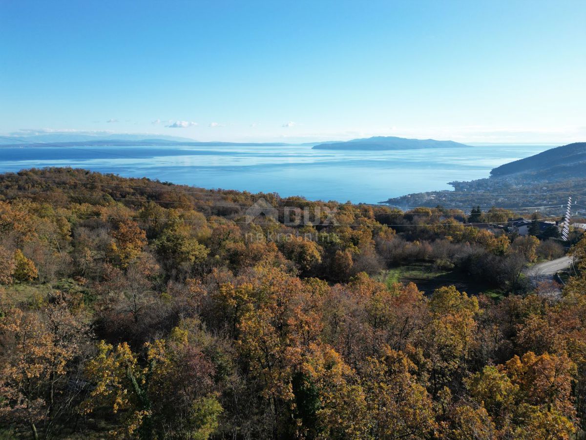 OPATIJA VEPRINAC - terreno edificabile di 18150m2 con bellissima vista sul mare