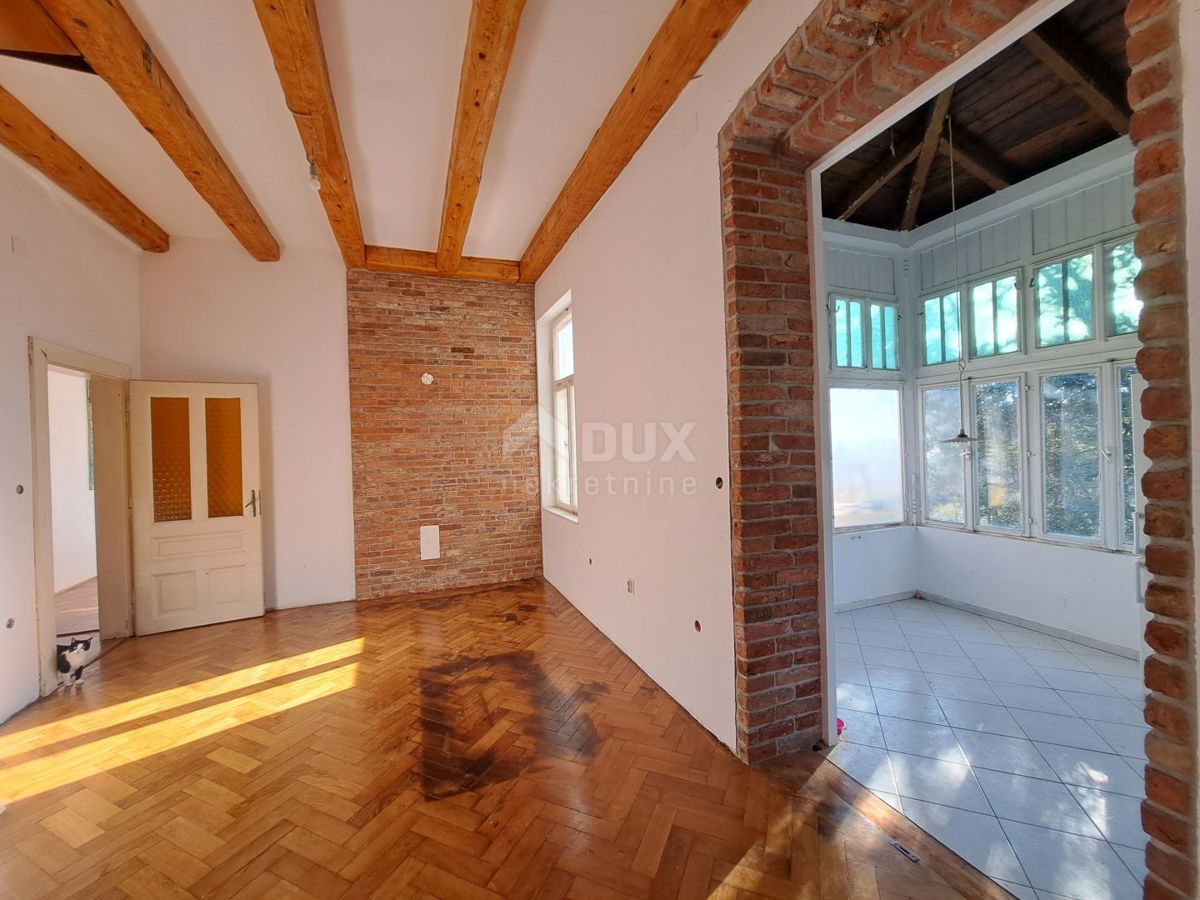 OPATIJA - Appartamento prima fila al mare