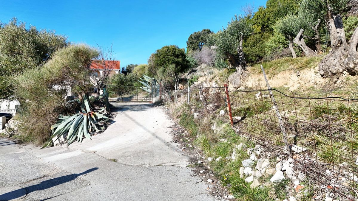 Terreno Mundanije, Rab, 1.482m2