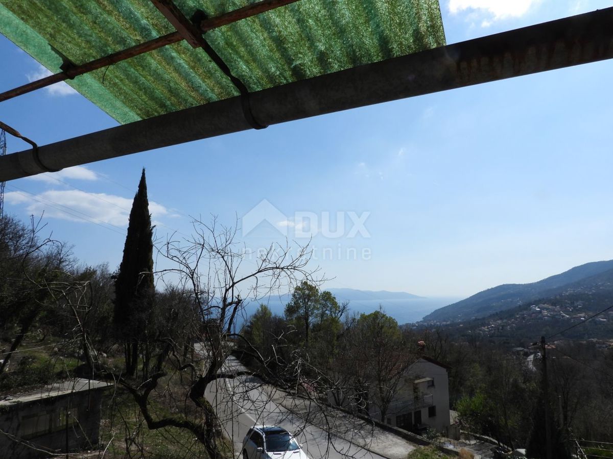 OPATIJA, IČIĆI, POLJANE - terreno edificabile di 4400m2 CON PERMESSO DI COSTRUZIONE!!! con vista mare + vecchia casa 130m2