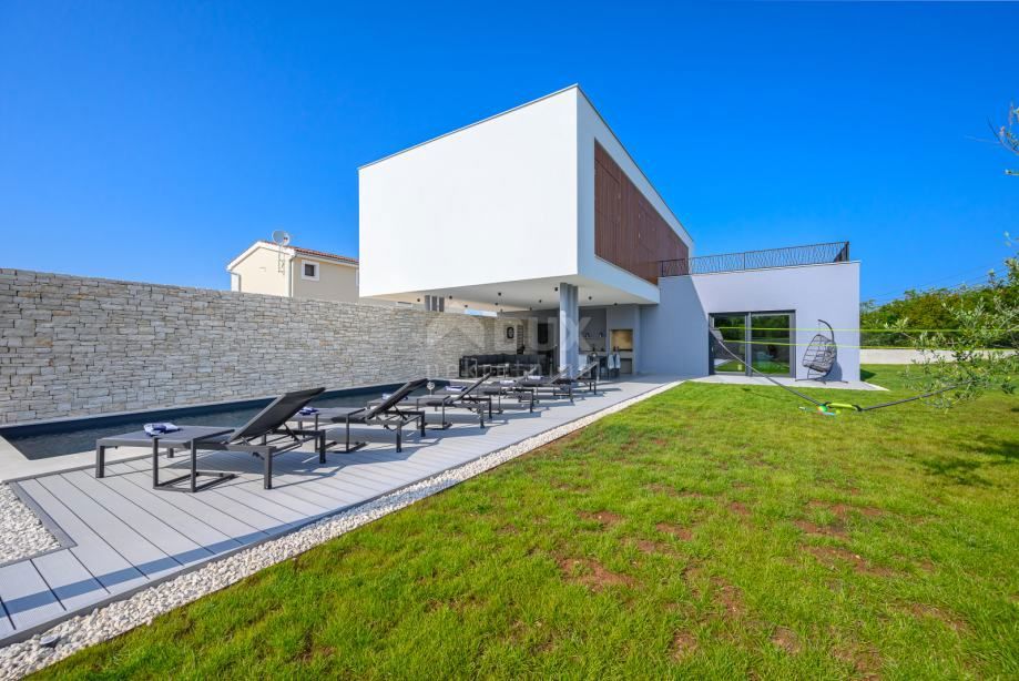 ISTRIA - SVETVINČENAT - Villa di lusso in una posizione tranquilla