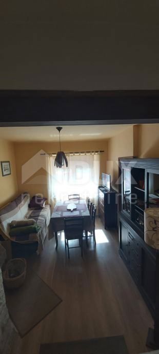 LOKVE - Casa con cortile in ottima posizione