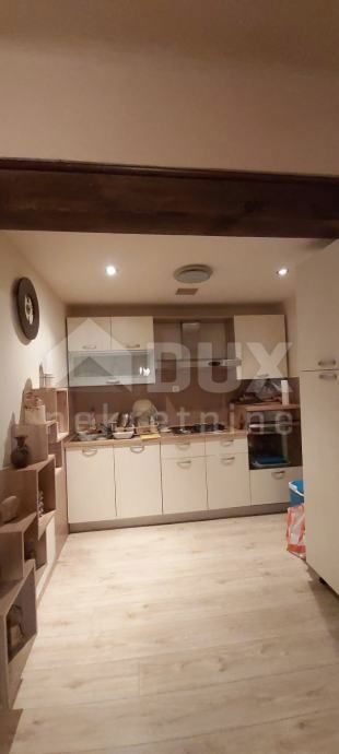 LOKVE - Casa con cortile in ottima posizione