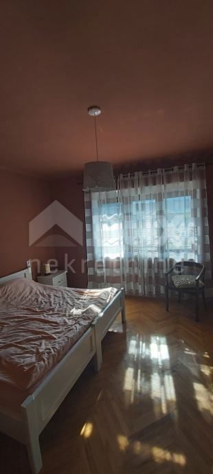 LOKVE - Casa con cortile in ottima posizione