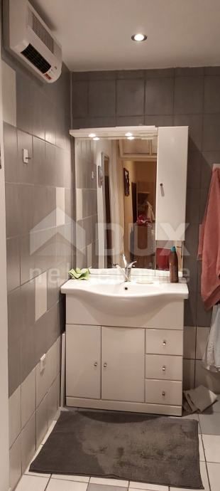 LOKVE - Casa con cortile in ottima posizione