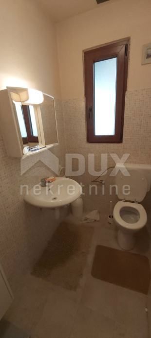 LOKVE - Casa con cortile in ottima posizione