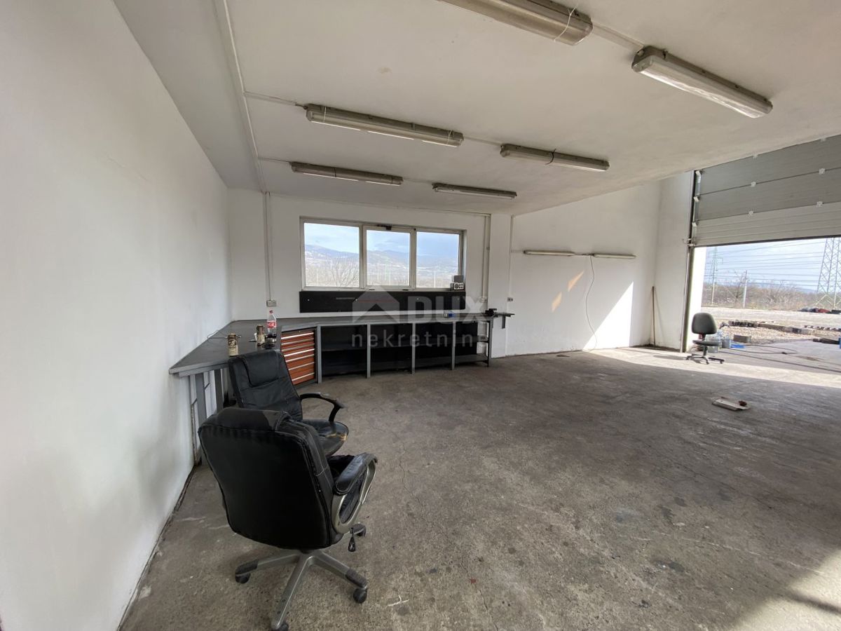 Locale commerciale Škrljevo, Bakar, 360m2