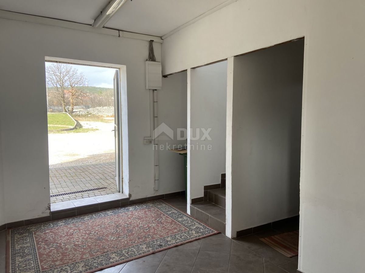 Locale commerciale Škrljevo, Bakar, 360m2