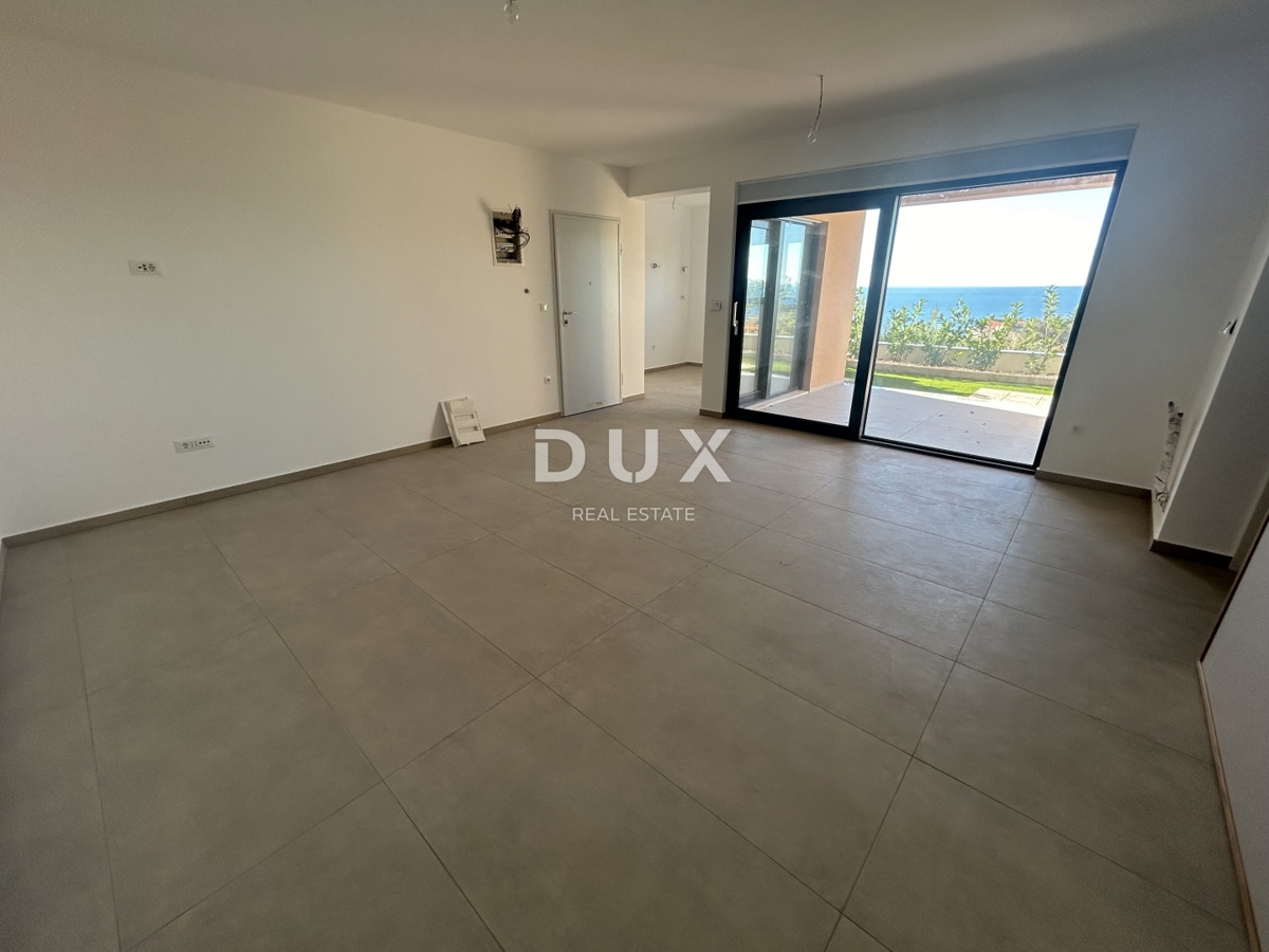 PRIMOŠTEN, DOLAC - Appartamento con due camere da letto al piano terra di un nuovo edificio con giardino e vista mare OCCASIONE!