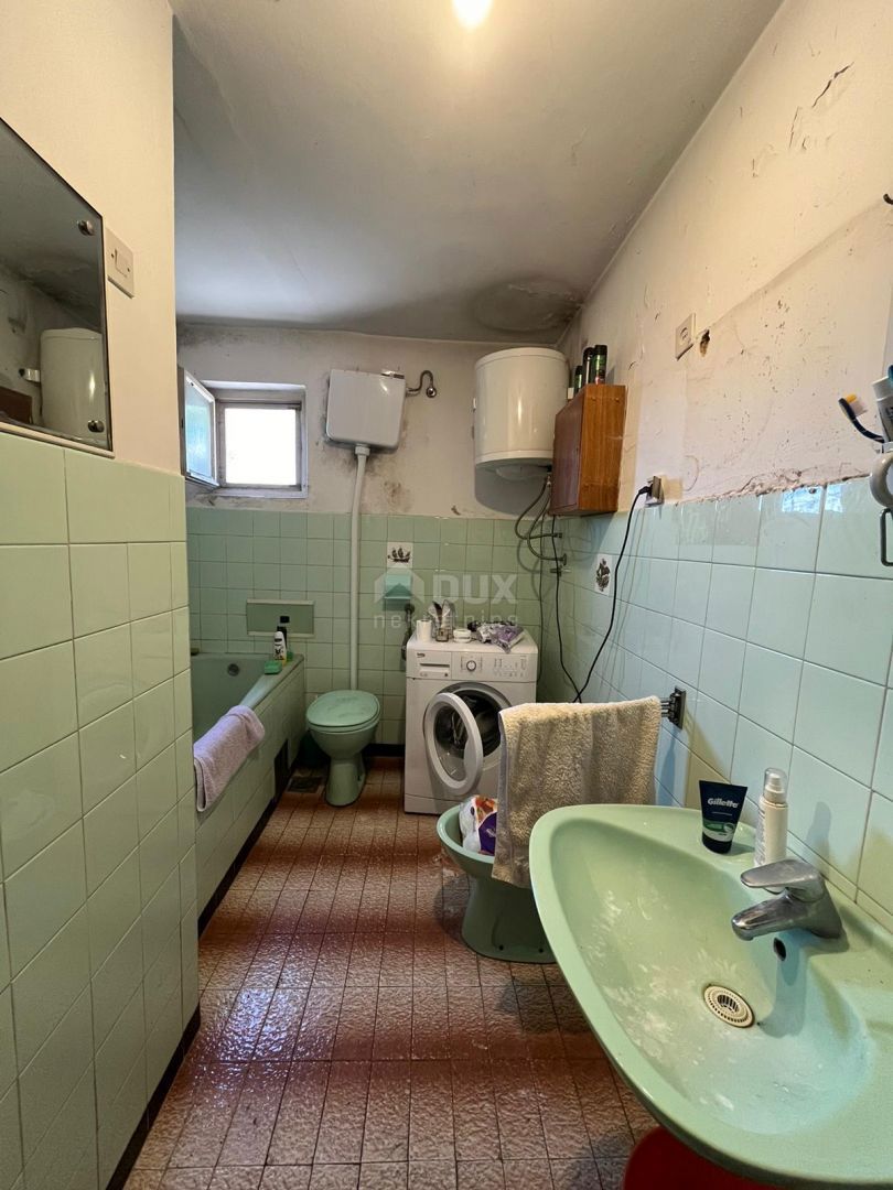 RIJEKA, KOZALA - piano di una casa da adattare