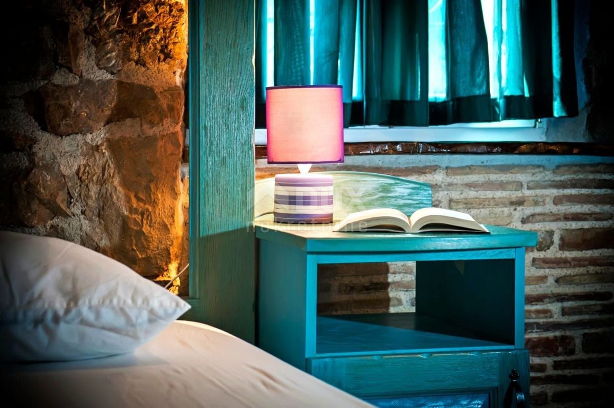 ISTRIA, KRŠAN - Villa rustica su bella proprietà