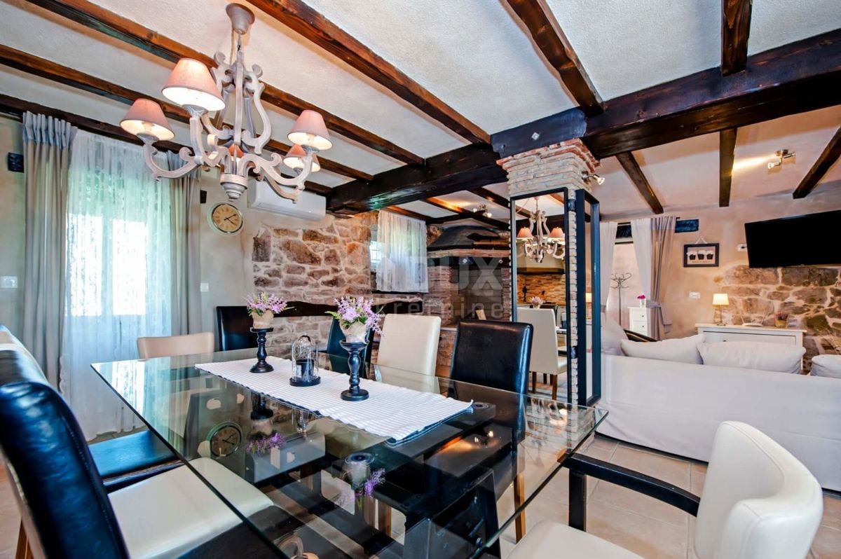 ISTRIA, KRŠAN - Villa rustica su bella proprietà