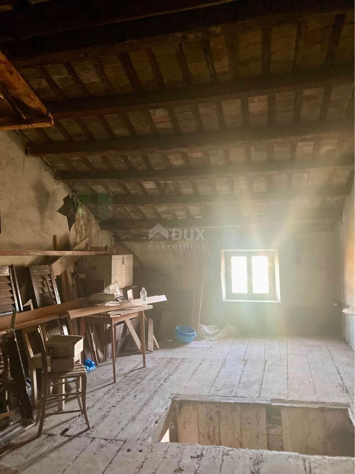 ISTRIA, DIGNANO Casa con terrazza nel centro di Dignano, 130 m2