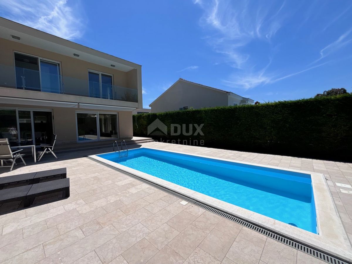 ZADAR, KOŽINO - Bella villa con piscina a 100 m dal mare