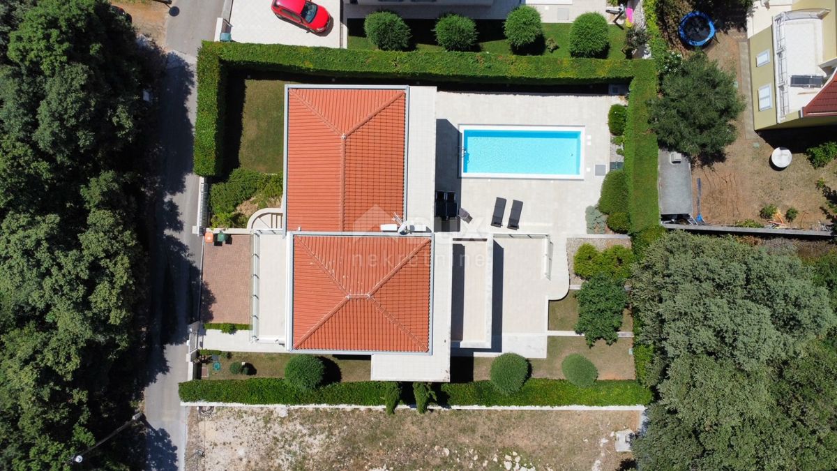 ZADAR, KOŽINO - Bella villa con piscina a 100 m dal mare