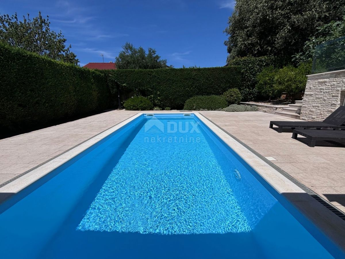 ZADAR, KOŽINO - Bella villa con piscina a 100 m dal mare