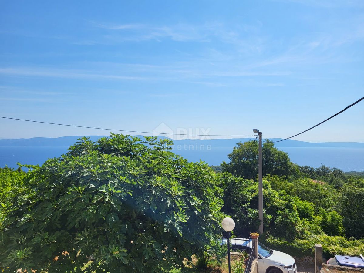 ISTRIA, LABIN - Casa indipendente da adattare con vista mare