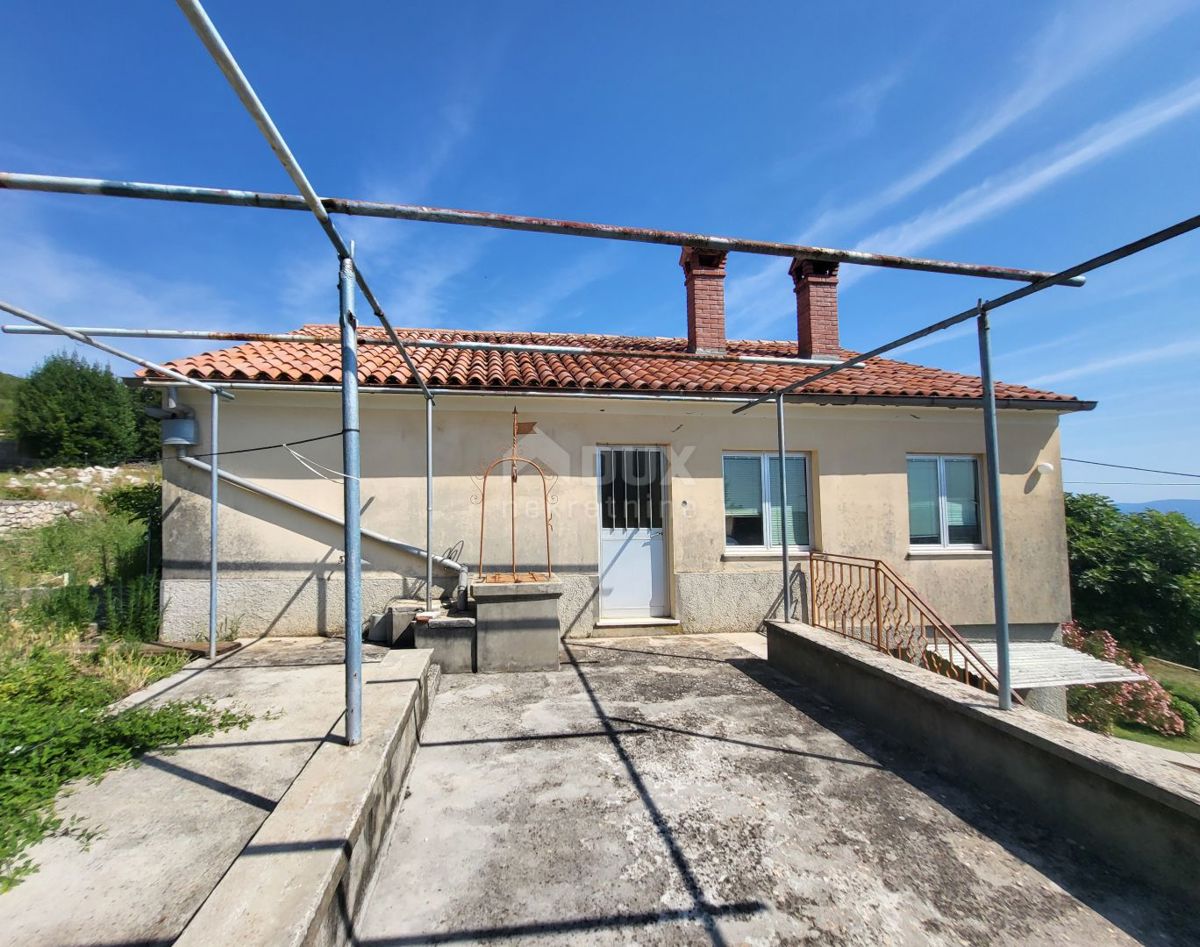 ISTRIA, LABIN - Casa indipendente da adattare con vista mare