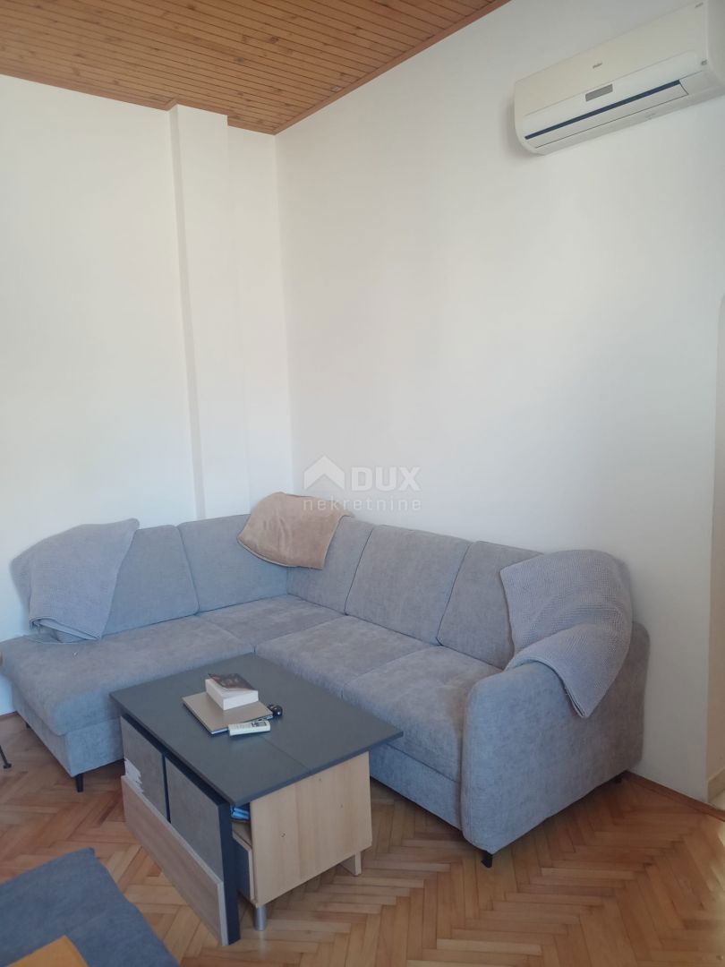 ISTRIA, PULA - Appartamento con 4 camere da letto nel centro di Pola, 105 m2