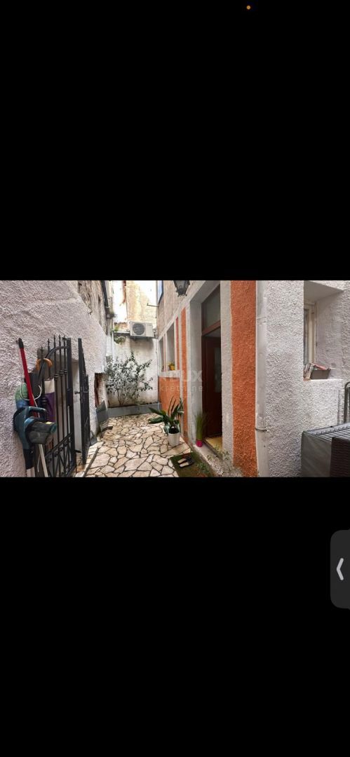 Locale commerciale Rovinj, 38m2