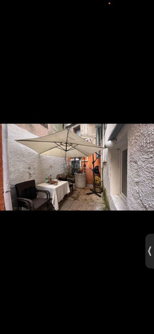 Locale commerciale Rovinj, 38m2