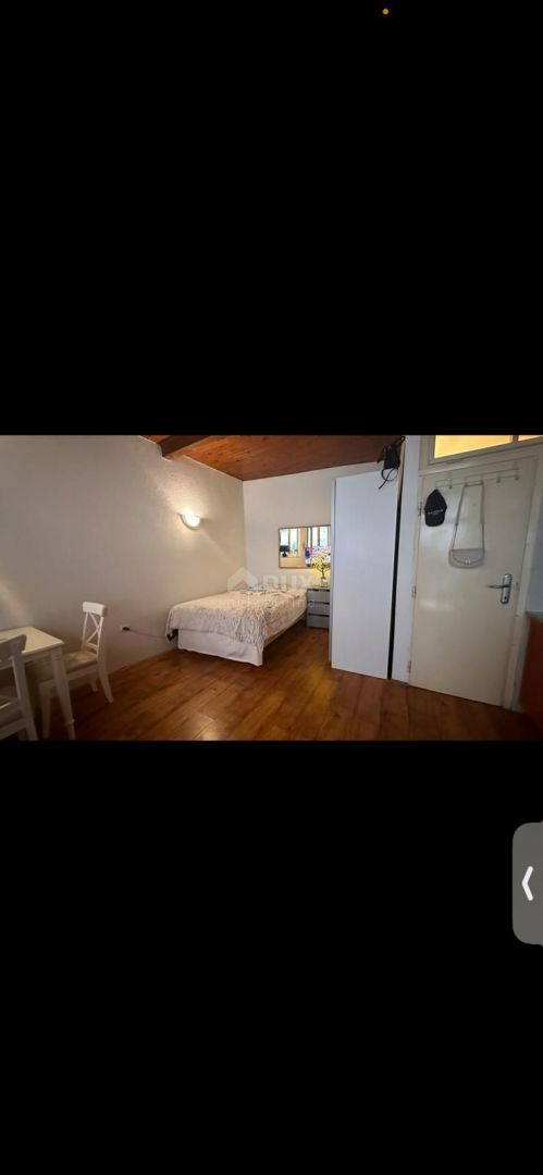 Locale commerciale Rovinj, 38m2