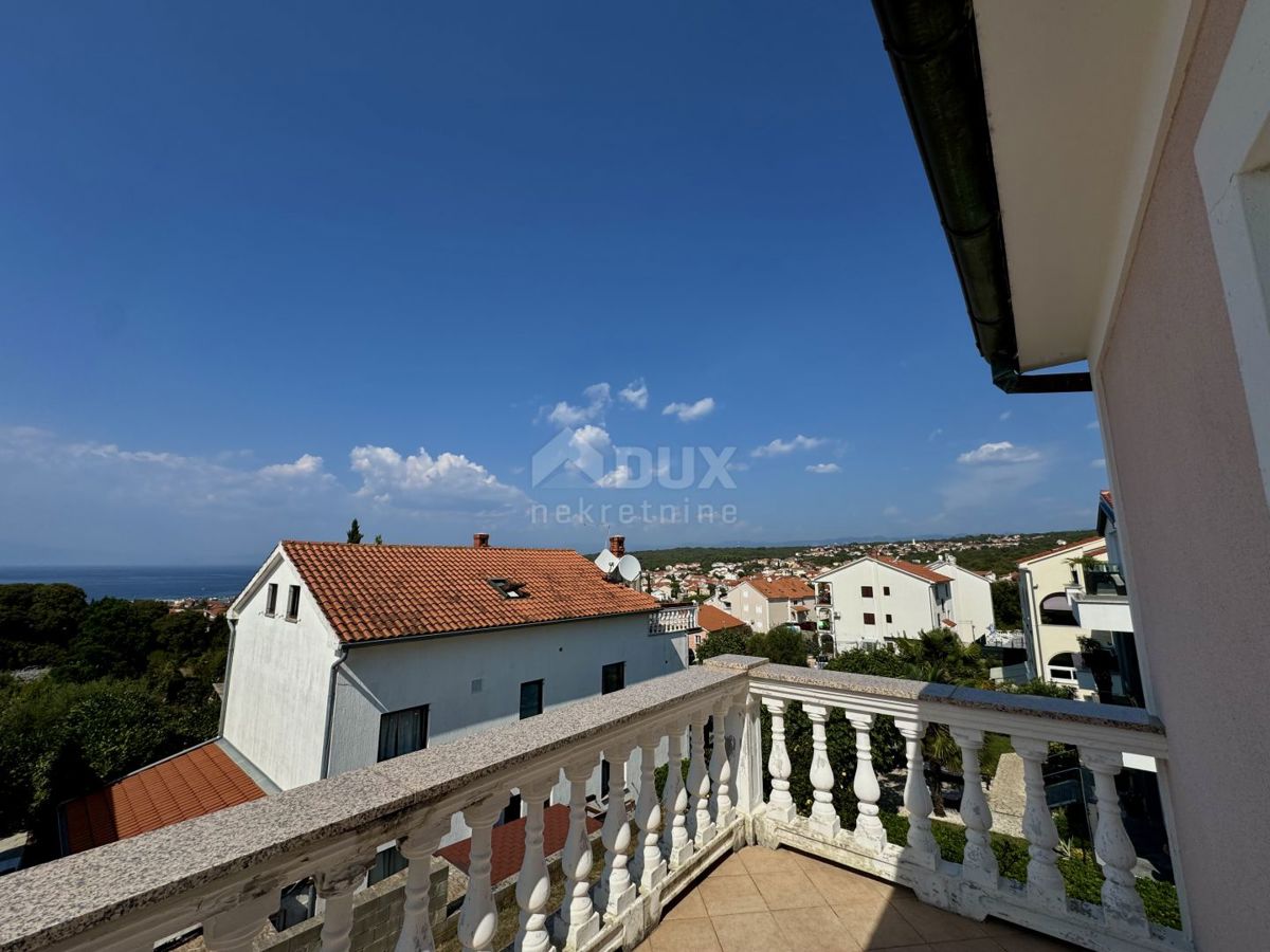 ISOLA DI KRK, MALINSKA - spaziosa casa con tre appartamenti a 600 metri dal mare