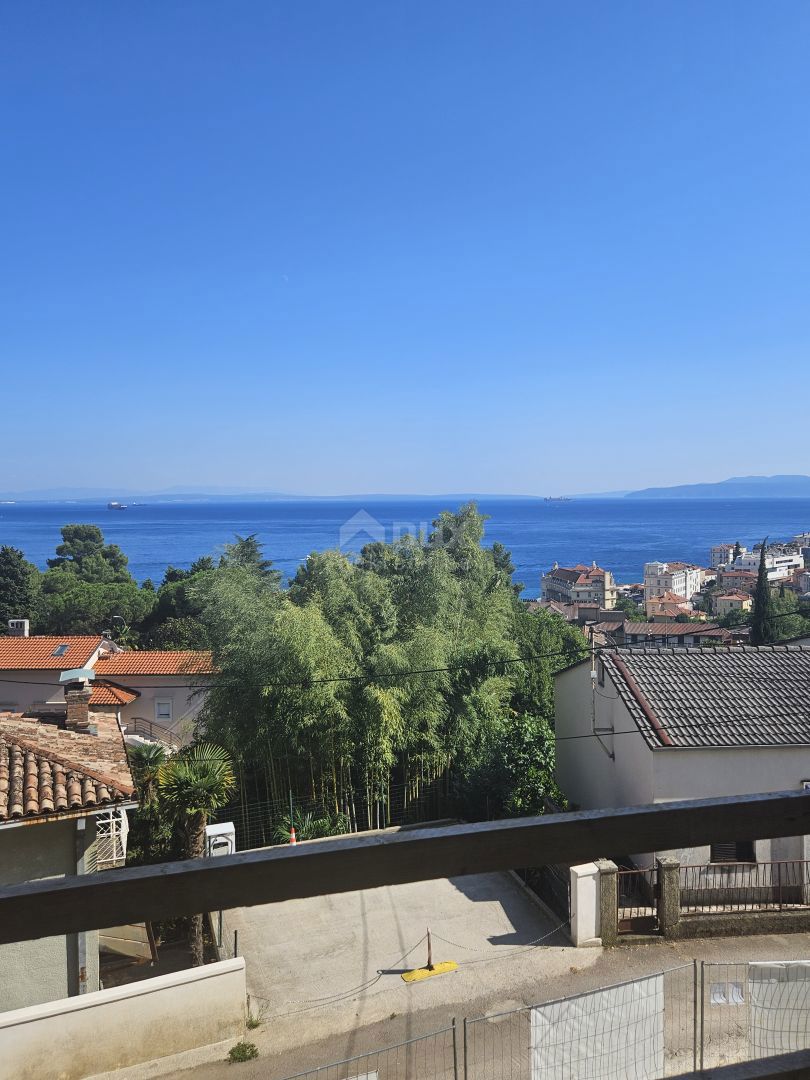 OPATIJA, CENTRO - appartamento al piano terra 172m2 con vista mare, benessere e palestra K2