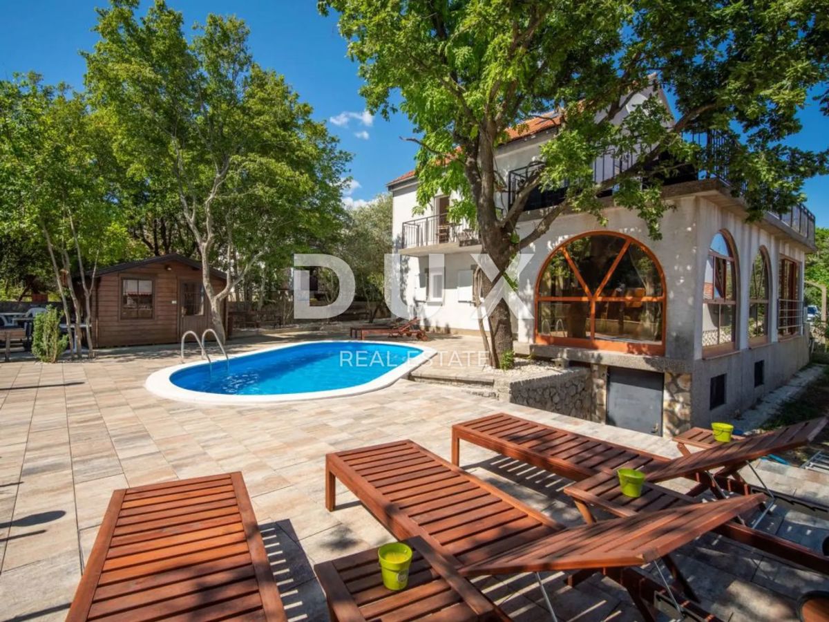 ISOLA DI KRK, KORNIĆ - villa, 250 m2, PISCINA, GIARDINO!!!