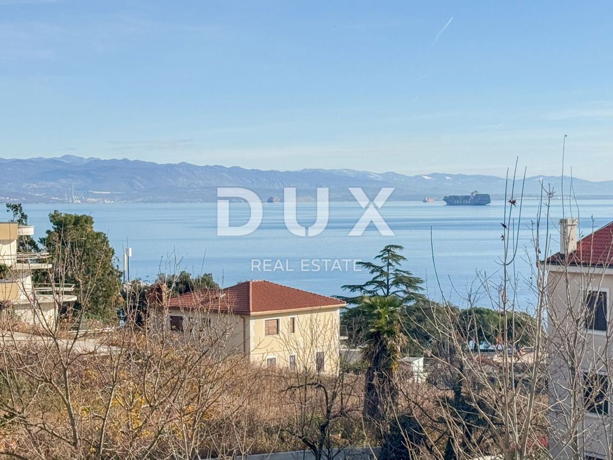 OPATIJA, IČIĆI - appartamento più grande in un edificio nuovo a soli 150 metri dalla spiaggia, terrazza, garage