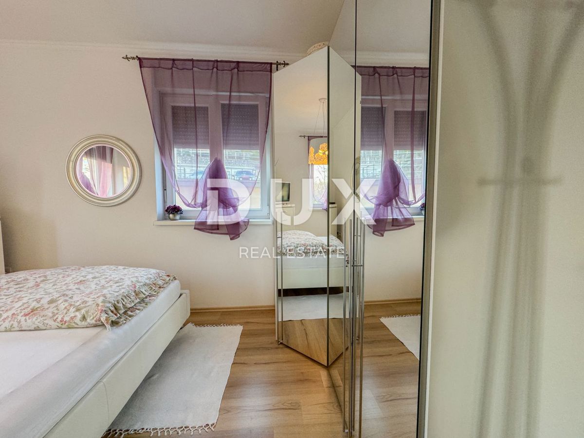 OPATIJA, CENTRO - confortevole appartamento con piscina, terrazza e ottima vista sul mare