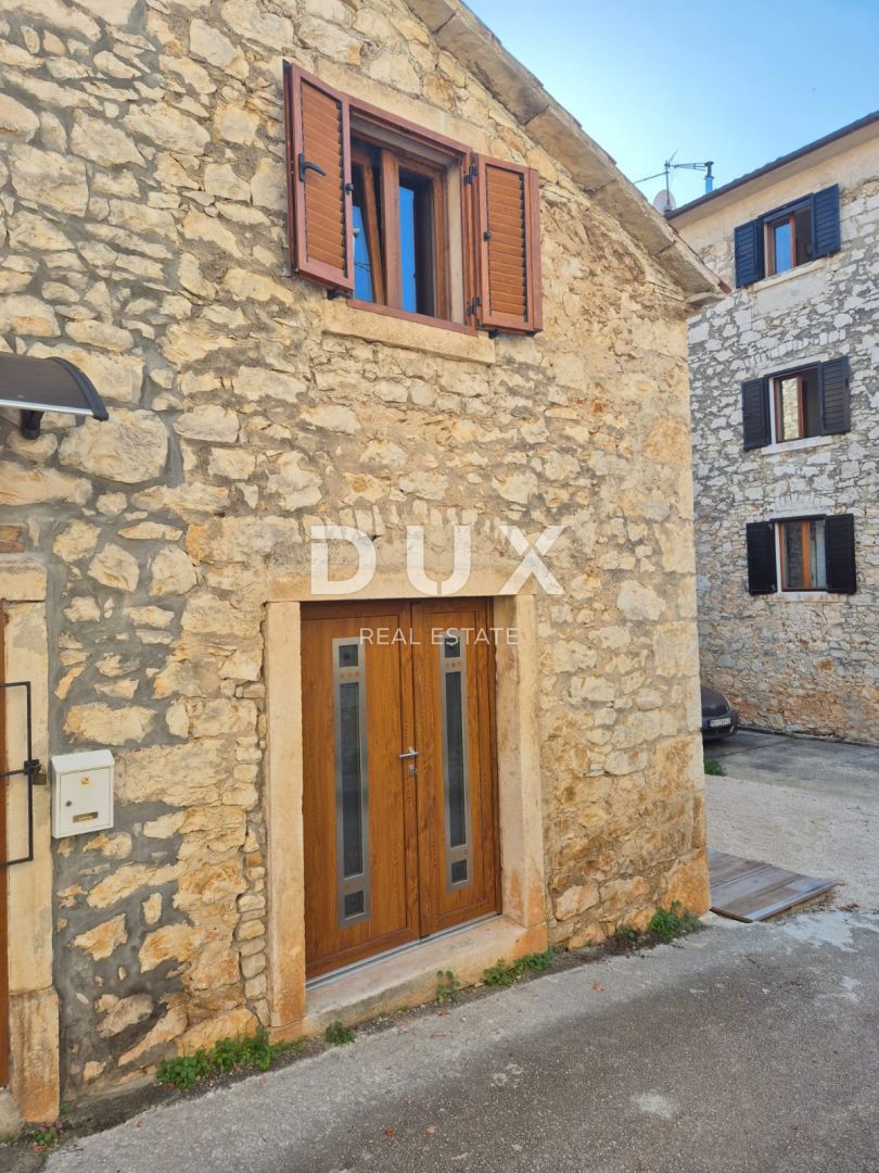 ISTRIA, BRTONIGLA - Graziosa casa in pietra con posto auto!