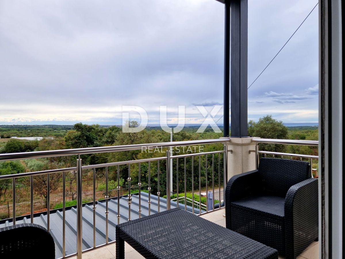 ISTRIA, PARENZO - Spaziosa casa con piscina e vista panoramica