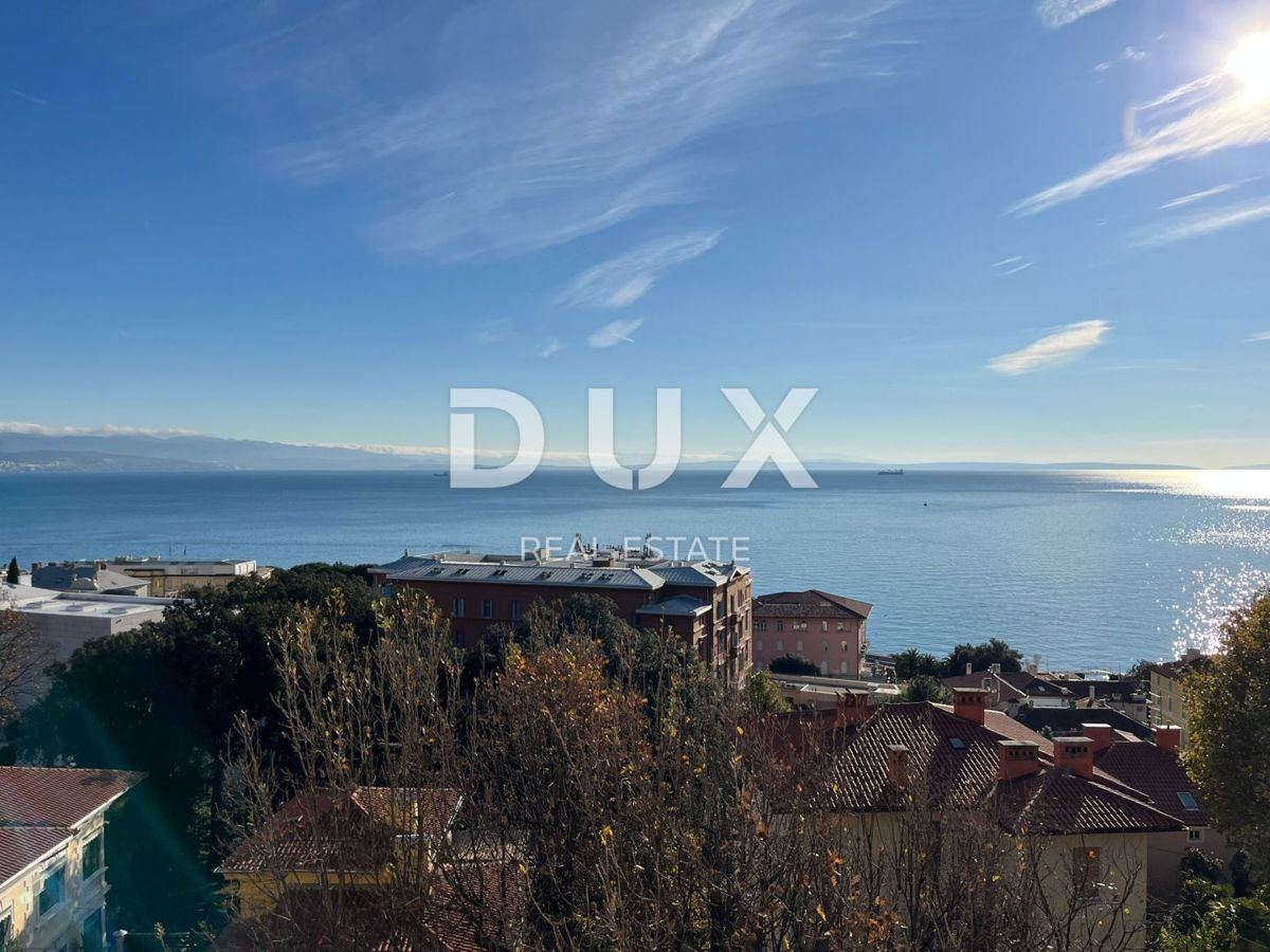 OPATIJA, CENTRO - Appartamento con una favolosa vista sul mare