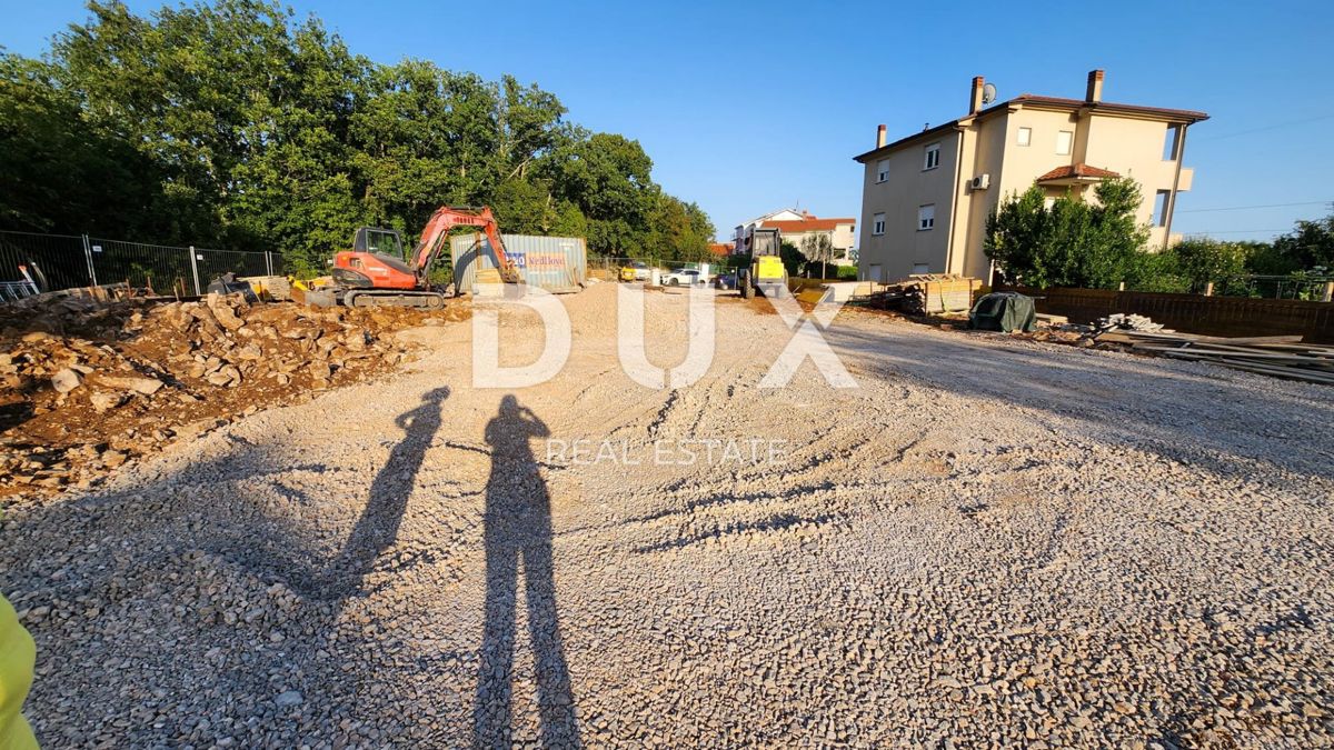 RIJEKA, SRDOČI - eccezionale casa indipendente con piscina, nuova costruzione.