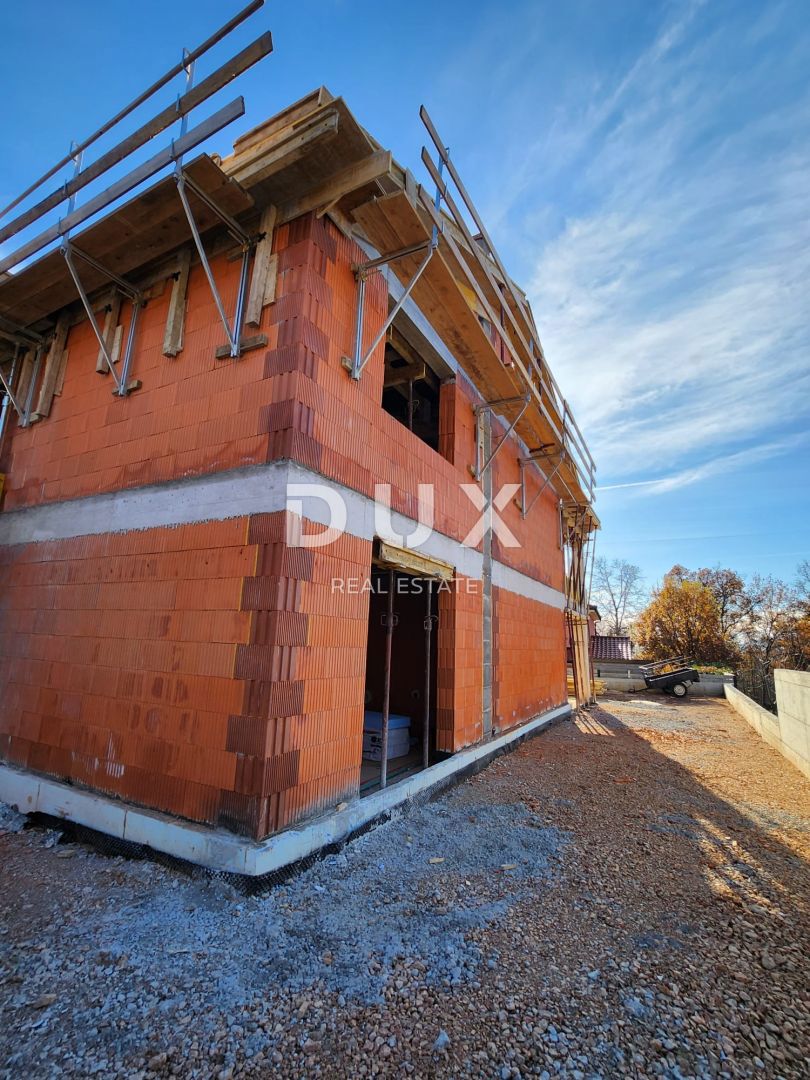 RIJEKA, SRDOČI - eccezionale casa indipendente con piscina, nuova costruzione.