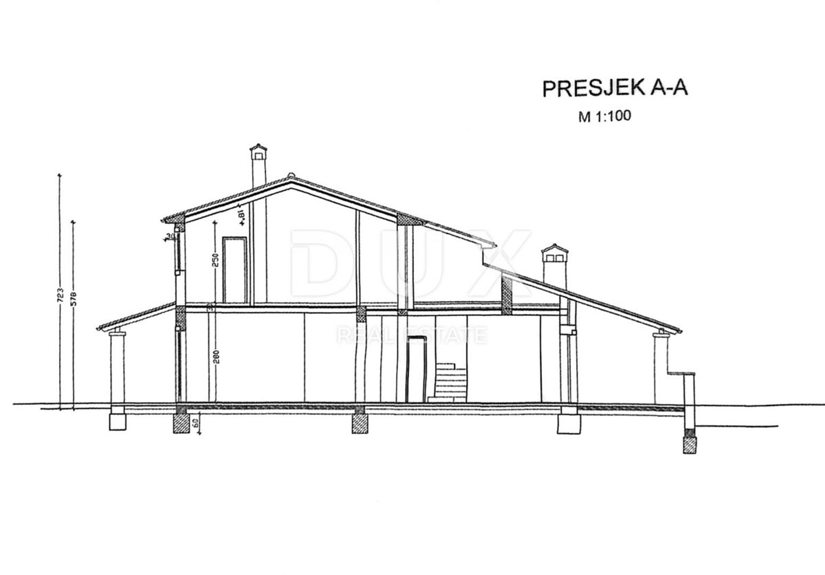 ISTRIA, TINJAN - Casa rurale con piscina