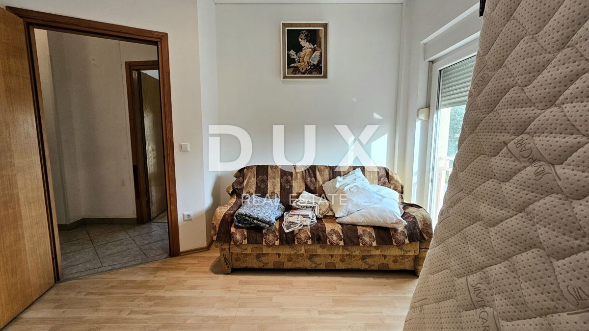 ISTRIA, PULA, VELI VRH - 3BR+DB confortevole appartamento con ampia terrazza e parte di giardino