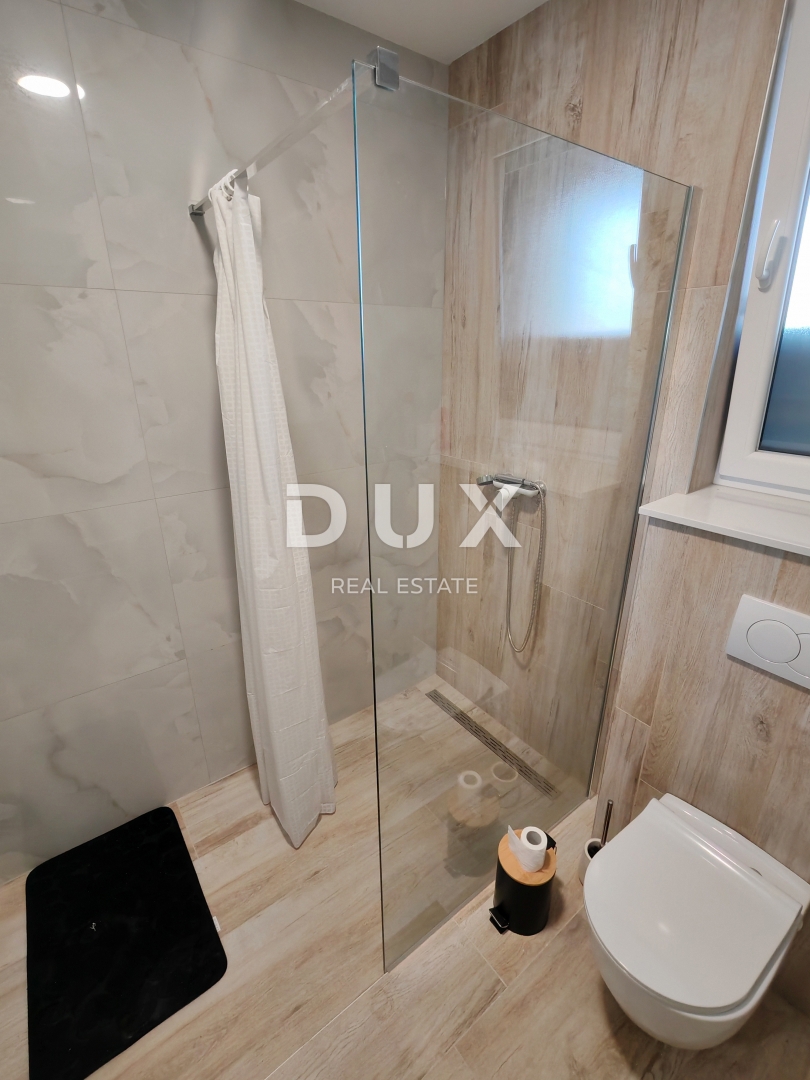 ZADAR, ZUKVE - Spaziosa casa bifamiliare con piscina! Nuova costruzione! B